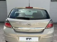 Usado Opel Astra Energy 116 CV (85 kW) 2009 Beige Utilitario