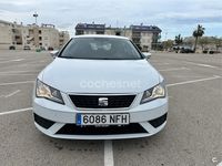 Usado Seat Leon ST Style 110 CV (80 kW) 2018 Blanco Familiar