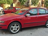 Usado Seat Leon Sport 130 CV (95 kW) 2006 Rojo Utilitario