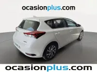 Usado Toyota Auris Active 116 CV (85 kW) 2016 Blanco Utilitario