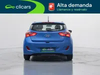 Usado Hyundai i30 120 CV (88 kW) 2017 Azul Familiar