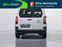 Usado Peugeot Rifter Active 102 CV (75 kW) 2021 Blanco Monovolumen