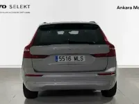 Usado Volvo XC60 Core 197 CV (144 kW) 2023 Gris SUV