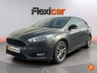 Usado Ford Focus Titanium 125 CV (91 kW) 2018 Gris Berlina