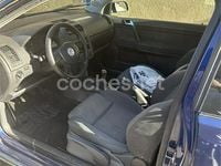 Usado VW Polo Trendline 75 CV (55 kW) 2002 Azul Berlina