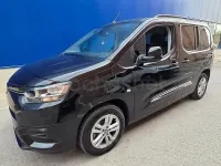 Usado Toyota Proace Verso Active 131 CV (96 kW) 2025 Negro Familiar