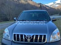 Usado Toyota Land Cruiser 166 CV (122 kW) 2007 Gris / plata SUV