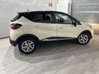 Usado Renault Captur Life 90 CV (66 kW) 2019 Beige SUV