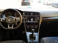 Usado VW Golf VII Advance 105 CV (77 kW) 2014 Gris / plata Berlina
