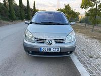 Usado Renault Scénic II Dynamique 115 CV (84 kW) 2004 Gris / plata Monovolumen