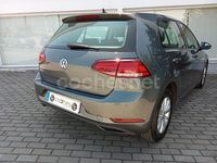 Usado VW Golf VII Advance 115 CV (84 kW) 2019 Gris / plata Berlina