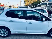 Usado Peugeot 208 Active 82 CV (60 kW) 2013 Blanco Utilitario