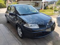 Usado Renault Mégane II Authentique 100 CV (73 kW) 2006 Negro Berlina