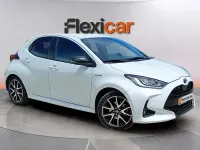 Usado Toyota Yaris Hybrid Style 116 CV (85 kW) 2021 Blanco Berlina