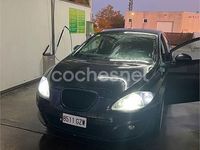 Usado Seat Leon Reference 105 CV (77 kW) 2010 Negro Berlina