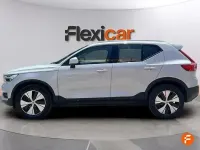 Usado Volvo XC40 Momentum 129 CV (94 kW) 2021 Blanco SUV