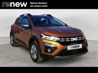 Usado Dacia Sandero Expression 91 CV (66 kW) 2023 Naranja Berlina