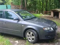 Usado Audi A4 140 CV (102 kW) 2005 Gris / plata Berlina