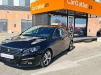 Usado Peugeot 308 130 CV (95 kW) 2019 Negro Berlina