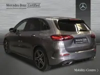 Usado Mercedes B200 150 CV (110 kW) 2024 Gris montaña Utilitario