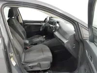 Usado VW Golf VIII 116 CV (85 kW) 2025 Gris Utilitario