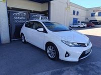 Usado Toyota Auris Active 132 CV (97 kW) 2013 Blanco Berlina