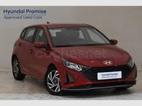 Usado Hyundai i20 100 CV (73 kW) 2025 Rojo Berlina