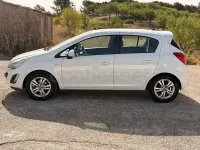 Usado Opel Corsa Expression 85 CV (62 kW) 2012 Blanco Utilitario