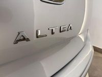 Usado Seat Altea Style 105 CV (77 kW) 2010 Gris / plata Monovolumen
