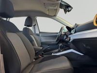 Usado Seat Arona Style 115 CV (84 kW) 2024 Gris plata SUV