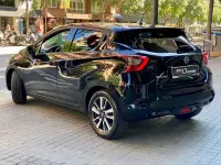 Usado Nissan Micra Tekna 90 CV (66 kW) 2017 Negro Utilitario