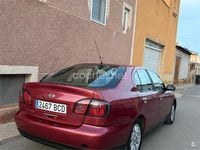 Usado Nissan Primera Comfort 90 CV (66 kW) 2000 Granate Familiar