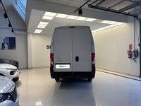 Usado Citroën Jumper 140 CV (102 kW) 2022 Blanco Monovolumen