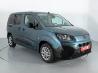 Nuevo Fiat Doblò 100 CV (73 kW) 2025 Azul Monovolumen