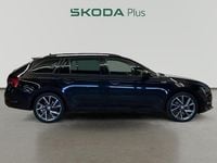 Usado Skoda Superb SportLine 218 CV (160 kW) 2024 Negro Familiar