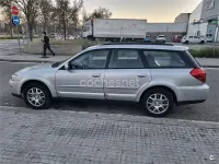 Usado Subaru Outback 165 CV (121 kW) 2005 Gris / plata Familiar