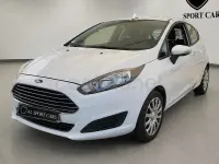 Usado Ford Fiesta Trend 75 CV (55 kW) 2015 Blanco Utilitario