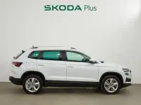 Usado Skoda Karoq Selection 150 CV (110 kW) 2025 Blanco SUV