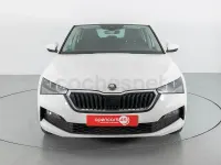 Usado Skoda Scala Ambition 95 CV (69 kW) 2023 Blanco Utilitario