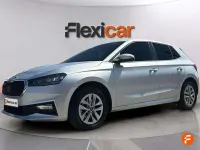 Usado Skoda Fabia Selection 116 CV (85 kW) 2025 Gris Utilitario