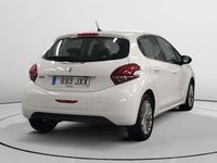 Usado Peugeot 208 Allure 99 CV (72 kW) 2017 Blanco Utilitario