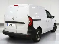 Usado Renault Kangoo 75 CV (55 kW) 2023 Blanco Monovolumen