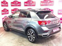 Usado VW T-Roc Advance 116 CV (85 kW) 2020 Gris / plata SUV