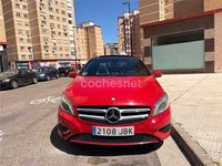 Usado Mercedes A220 Urban 170 CV (125 kW) 2014 Rojo Berlina