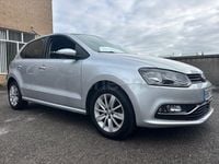 Usado VW Polo Sportline 90 CV (66 kW) 2017 Gris / plata Berlina