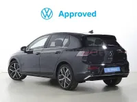 Usado VW Golf VIII 150 CV (110 kW) 2025 Gris / plata Berlina