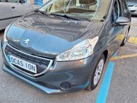 Usado Peugeot 208 Access 82 CV (60 kW) 2014 Gris / plata Utilitario