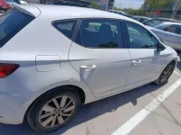 Usado Seat Leon ST Style 110 CV (80 kW) 2019 Blanco Familiar