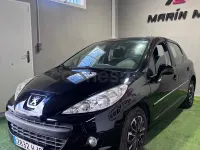 Usado Peugeot 207 Active 75 CV (55 kW) 2012 Negro Berlina