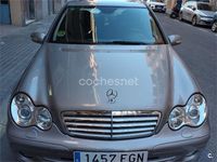 Usado Mercedes C200 Avantgarde 122 CV (89 kW) 2006 Gris / plata Berlina